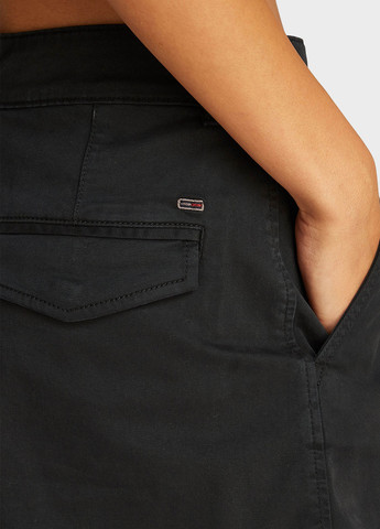 Черная джинсовая однотонная юбка Tommy Jeans а-силуэта (трапеция)