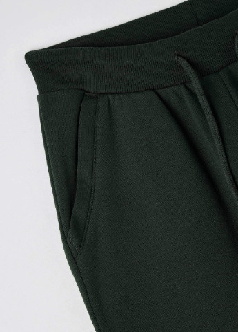 Темно-зеленые спортивные брюки Terranova