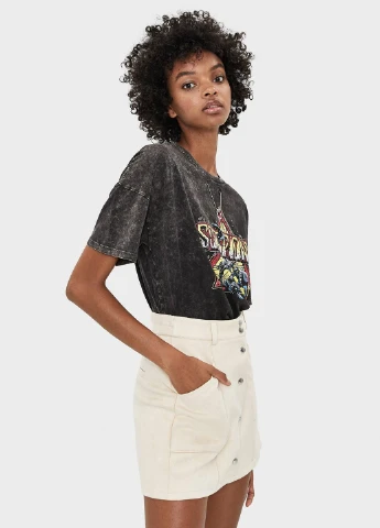 Айвори джинсовая однотонная юбка Bershka а-силуэта (трапеция)