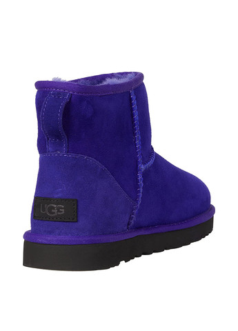 Фиолетовые ботинки UGG