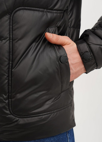 Черная демисезонная куртка Trend Collection