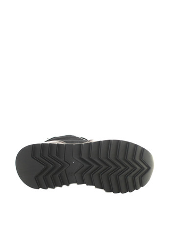 Зимние ботинки Mila без декора