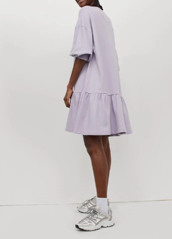 Светло-фиолетовое платье H&M однотонное