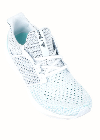 Белые всесезонные кроссовки adidas UltraBoost Parley