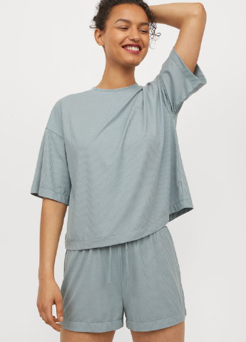 Голубая всесезон пижама (футболка, шорты) футболка + шорты H&M
