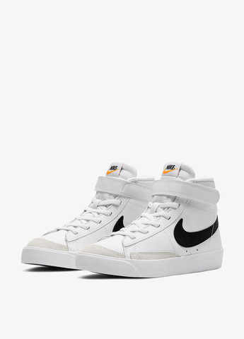 Білі осінні кросівки Nike BLAZER MID 77