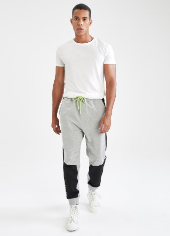 Светло-серые спортивные демисезонные джоггеры, зауженные брюки DeFacto