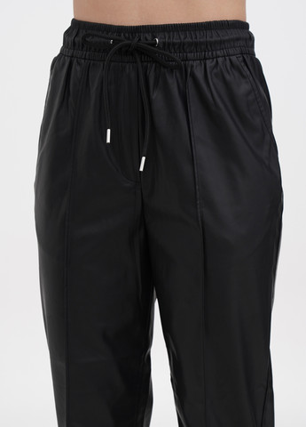 Черные кэжуал демисезонные джоггеры, укороченные брюки Terranova