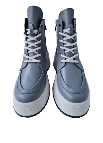 Осенние ботинки Benz без декора