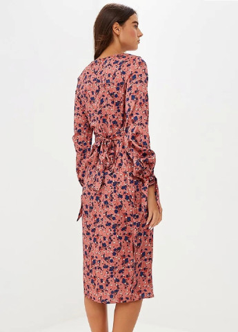 Розовое кэжуал платье Lost Ink с абстрактным узором