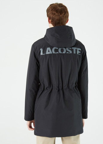 Черная демисезонная куртка Lacoste