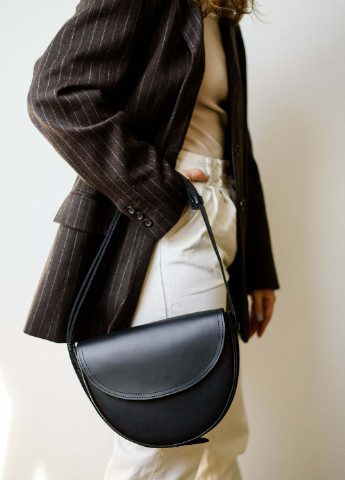 Елегантна жіноча сумка із натуральної шкіри із легким матовим ефектом чорного кольору Boorbon (253342366)
