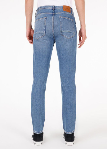 Синие демисезонные зауженные джинсы Colin's