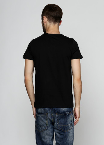 Чорна футболка Sottotono
