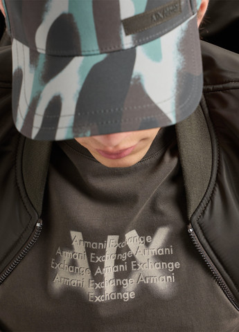 Коричнева футболка Armani Exchange