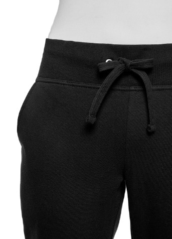 Черные спортивные демисезонные зауженные брюки Oodji