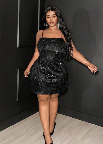 Черное коктейльное, праздничный, вечернее платье платье-комбинация, силуэтная, с открытыми плечами, с открытой спиной SHEIN однотонное