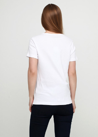 Белая летняя футболка Brandtex Collection