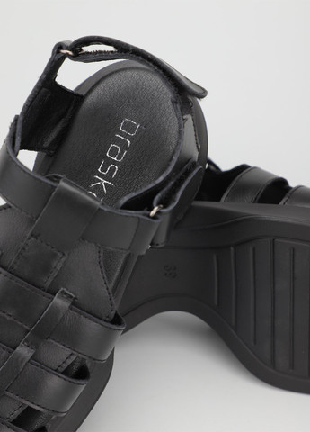 Черные босоножки Braska на липучке