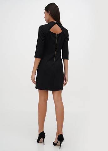 Черное кэжуал платье Sassofono однотонное