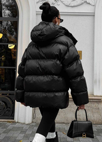 Чорний зимній Пуховик Fashion