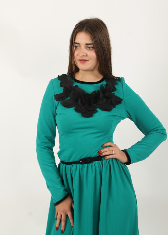Зеленое вечернее платье Mozah однотонное