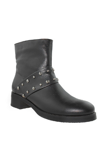 Осенние ботинки Dalis с заклепками