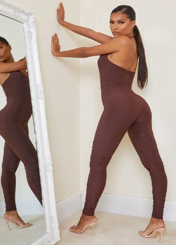 Комбинезон PrettyLittleThing однотонный коричневый
