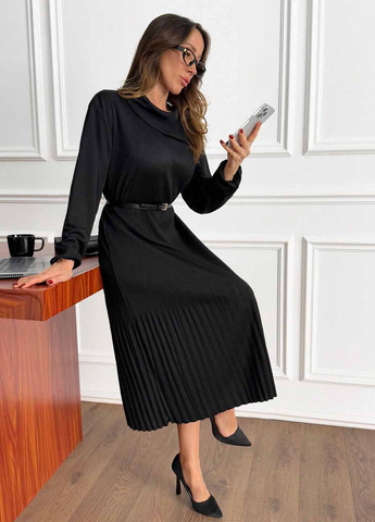 Черное кэжуал платье плиссированное SHEIN однотонное