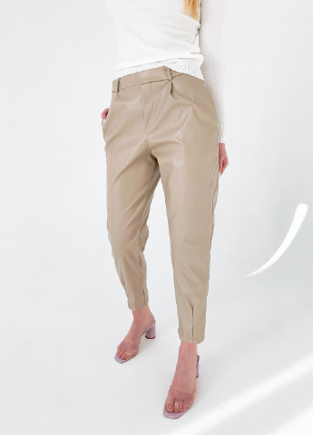 Бежевые кэжуал демисезонные зауженные, прямые, классические, укороченные брюки Jolie