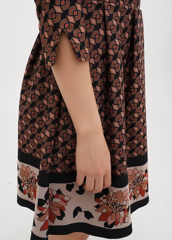 Темно-бежева кежуал сукня кльош Sassofono з абстрактним візерунком
