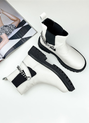 Осенние ботинки женские молодежные белые кожаные на тракторной черной подошве челси Fashion из искусственной кожи