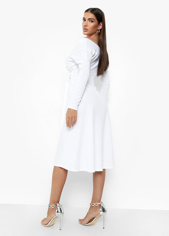 Білий вечірня, кежуал сукня кльош Boohoo однотонна