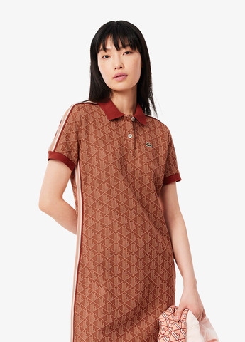 Коричнева кежуал сукня поло Lacoste з абстрактним візерунком