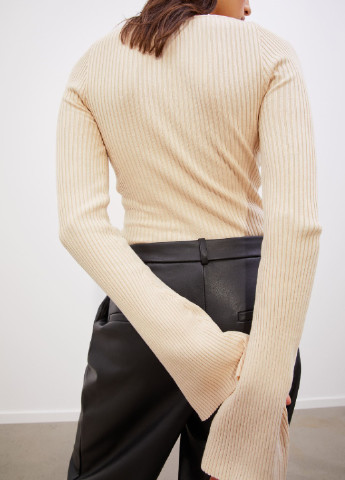 Бежевый демисезонный свитер в рубчик H&M