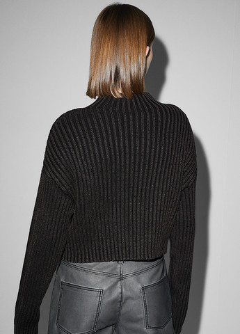 Черный демисезонный свитер C&A