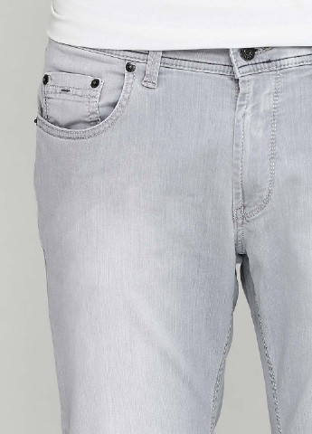 Светло-серые джинсы Pioneer