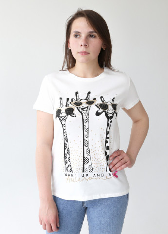 Молочна всесезон футболка жіноча молочна пряма із жирафами з коротким рукавом X-trap Прямая