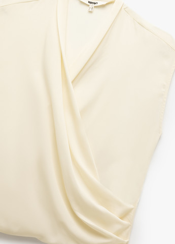 Кремовая блуза на запах KOTON