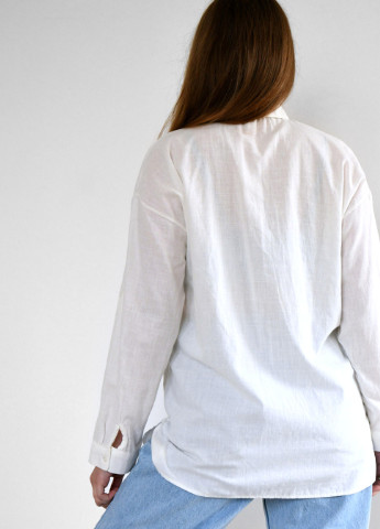 Белая кэжуал рубашка однотонная Carica