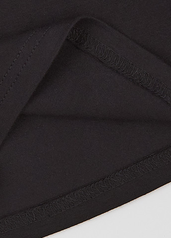 Черный демисезонный кэжуал лонгслив Garnamama однотонный