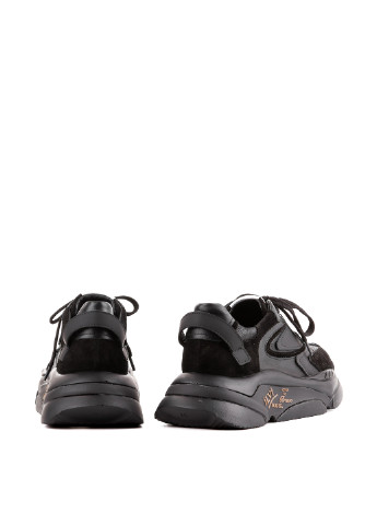 Черные демисезонные кроссовки Ilvi