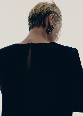 Чорна кежуал сукня H&M однотонна