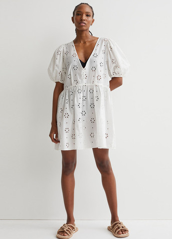 Білий пляжна сукня кльош, з відкритою спиною H&M однотонна