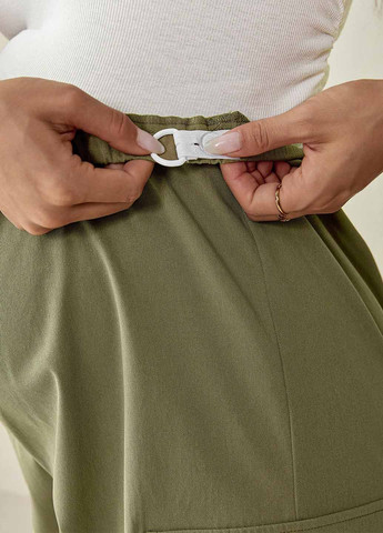 Оливковый (хаки) летний комплект для беременных (футболка, брюки) SHEIN