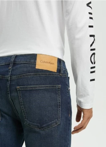 Темно-синие демисезонные прямые джинсы Calvin Klein