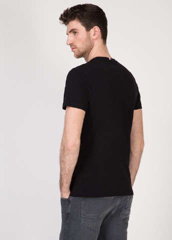 Черная футболка Tommy Hilfiger