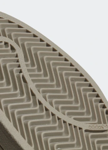 Світло-бежеві кросівки демісезон adidas