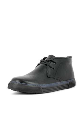 Черные зимние ботинки L`CARVARI