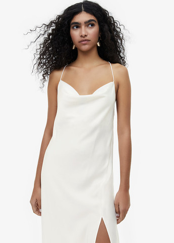 Белое коктейльное платье платье-комбинация H&M однотонное